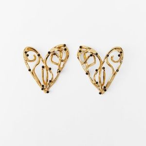 Zara Textured Heart Earrings